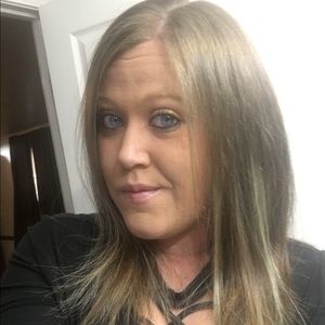 Meet your Posher, Katelyn